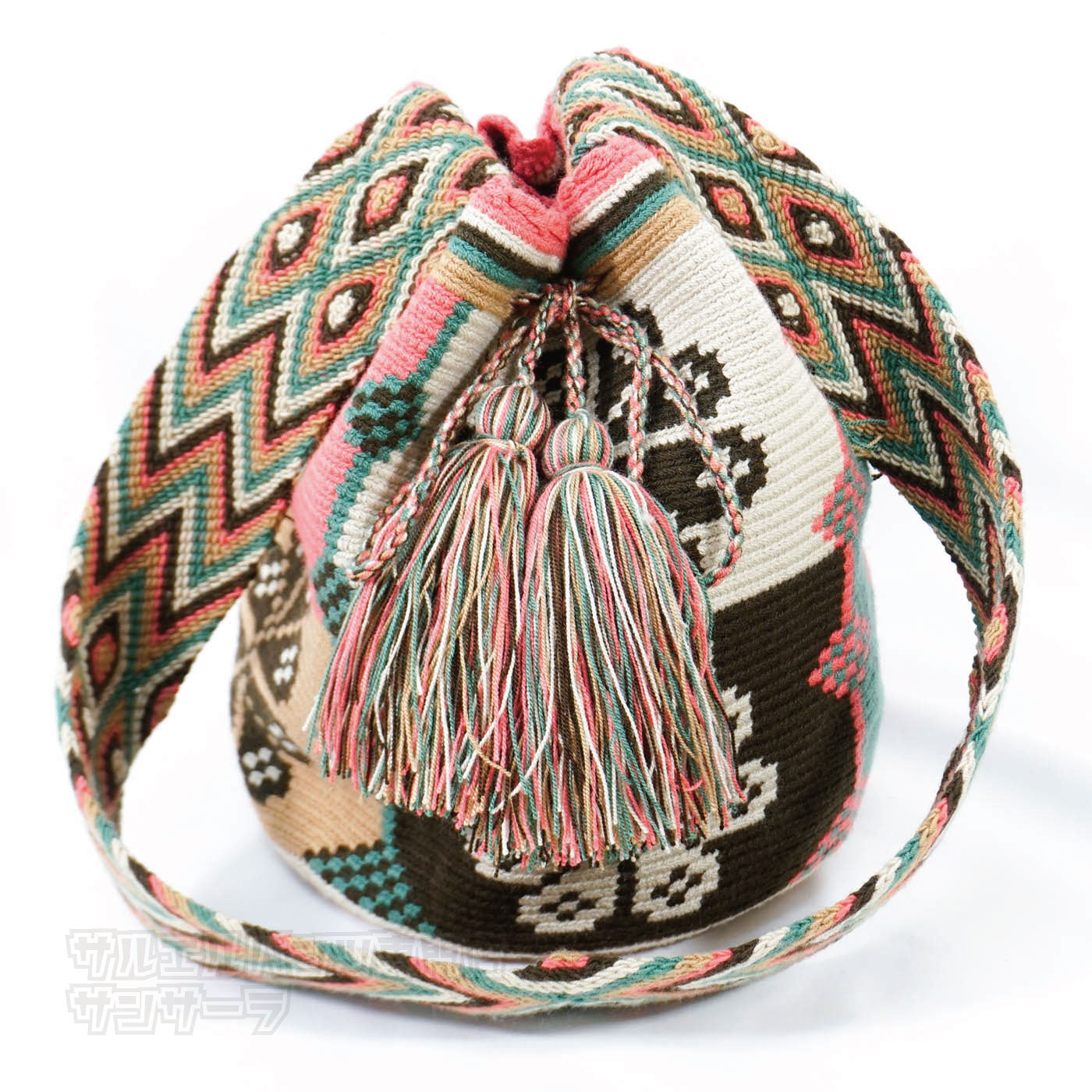 ワユーバッグ wayuu bag マザーズバッグ ショルダーバッグ レディース かごバッグ きれいめ ハンドメイド 手織り 南米 コロンビア 伝統 総柄 民族柄 エスニック ファッション プレゼントパターン1